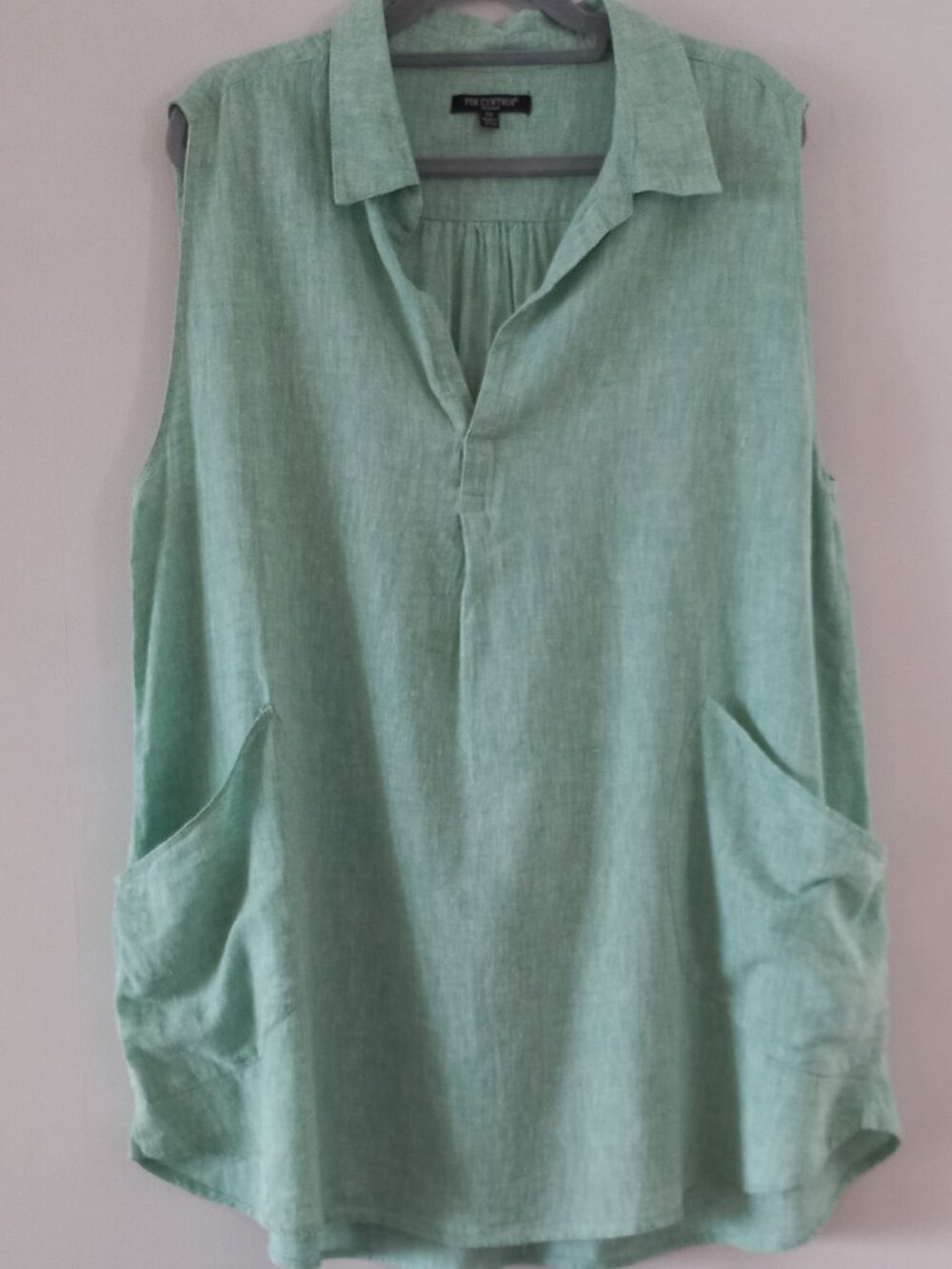 FOR CYNTHIA linen and cotton mint green sleeveless tunic with shirt collar with
